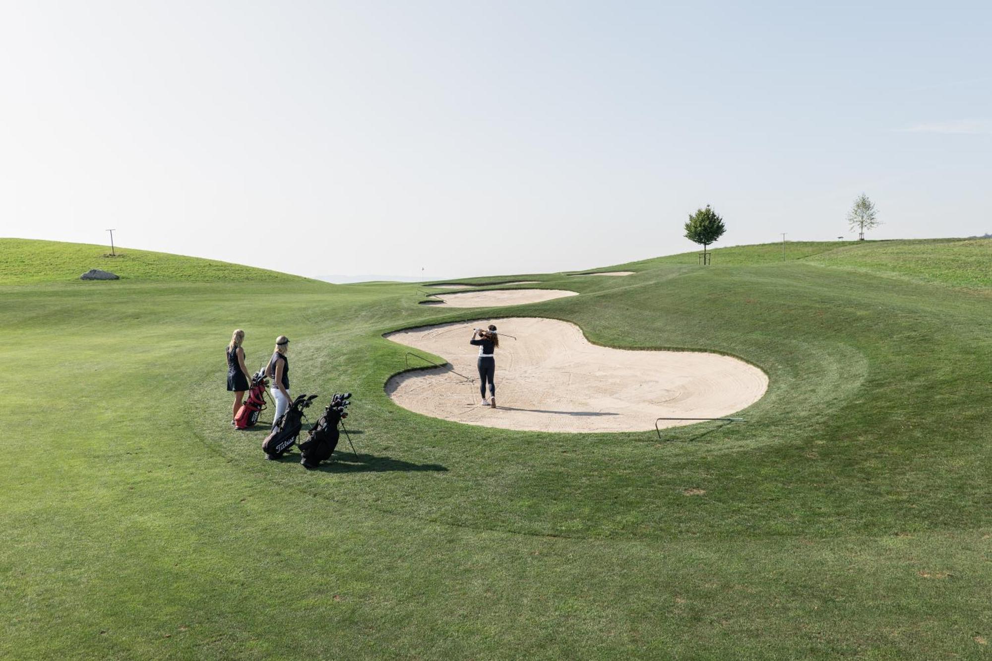 Gasthaus Badhof - Golfhotel Meggen Dış mekan fotoğraf