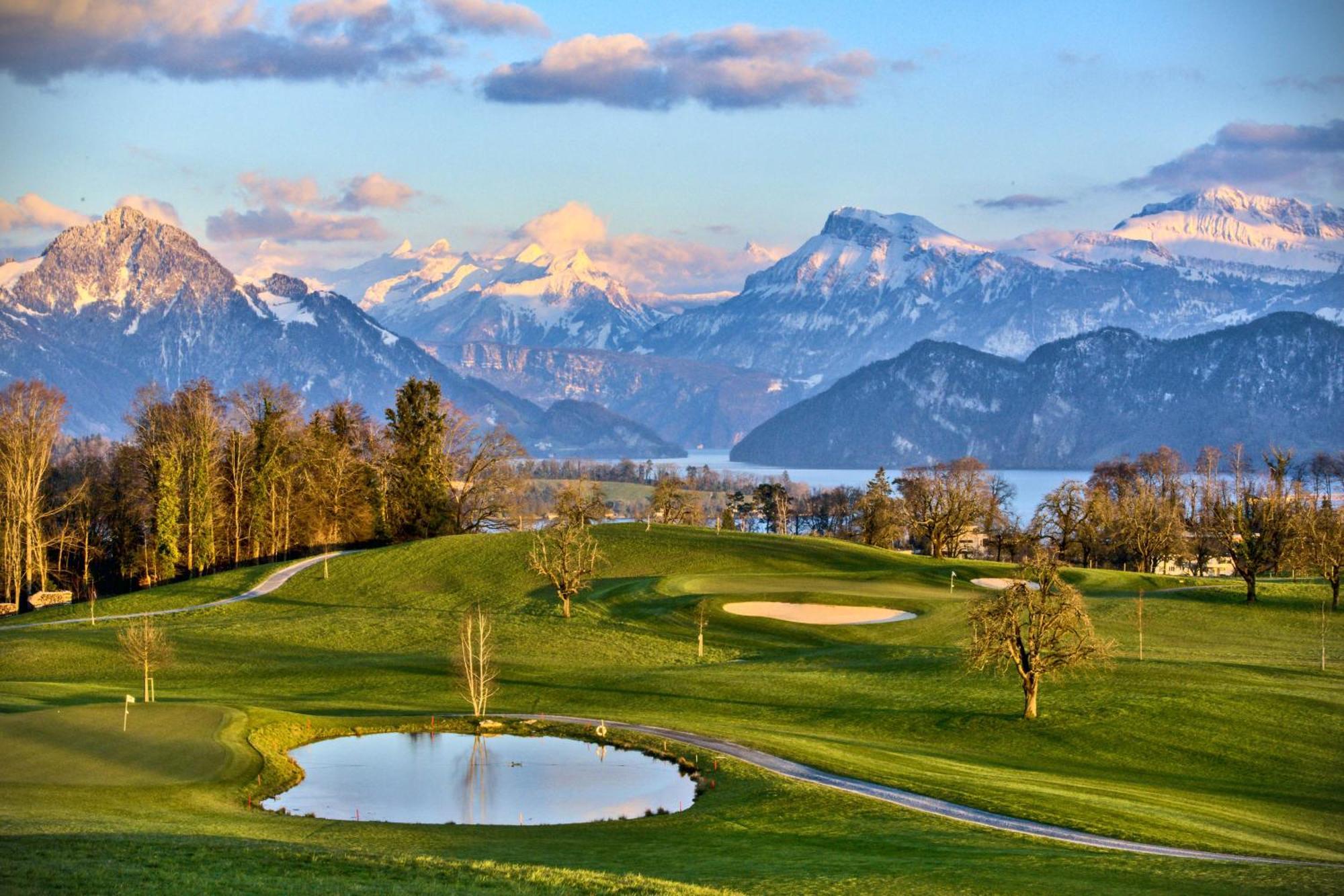 Gasthaus Badhof - Golfhotel Meggen Dış mekan fotoğraf